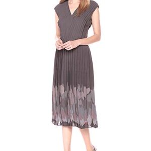 Dear Drew by Drew Barrymore The Impressionist Pleater V-Neck Midi Dress 12